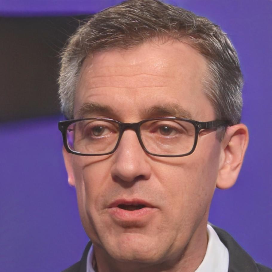 Portrait of Damien Kelloway, superannuation specialist and financial advisor